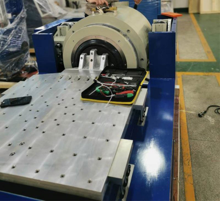 İyi fiyat 500x500mm tablo ile 20kN Otomobil titreşim testi sistemi çevrimiçi